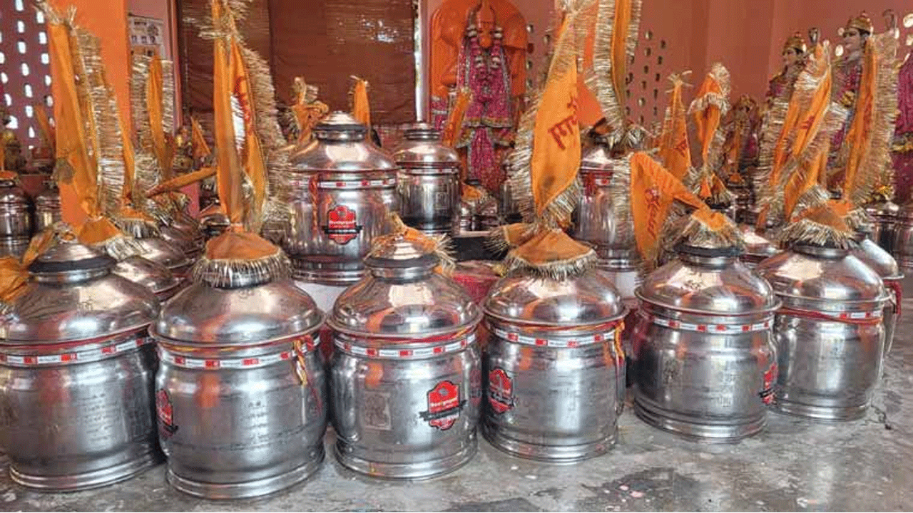 జోధ్‌పూర్ గోశాల నుంచి అయోధ్య చేరిన 600 లీట‌ర్ల నెయ్యి