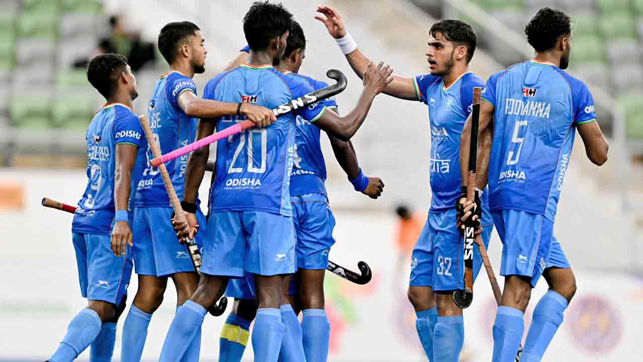 క్వార్టర్స్‌కు భారత్‌