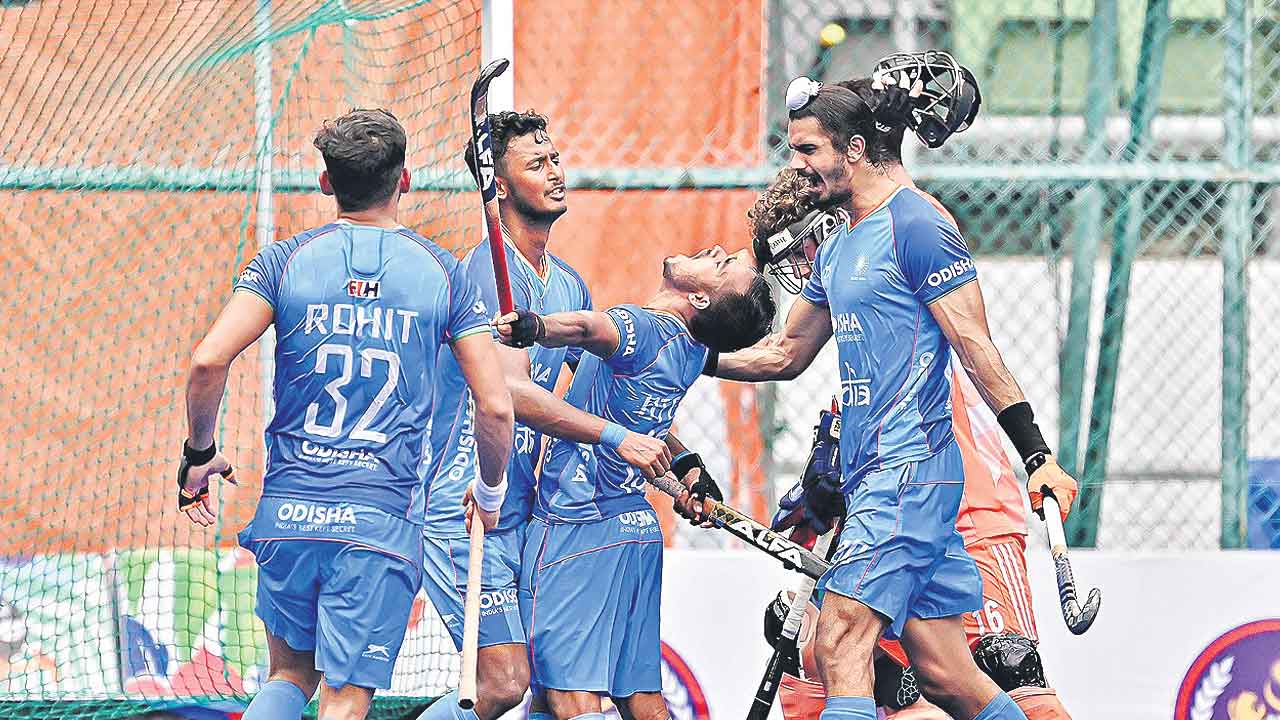 సెమీస్‌లో భారత్‌