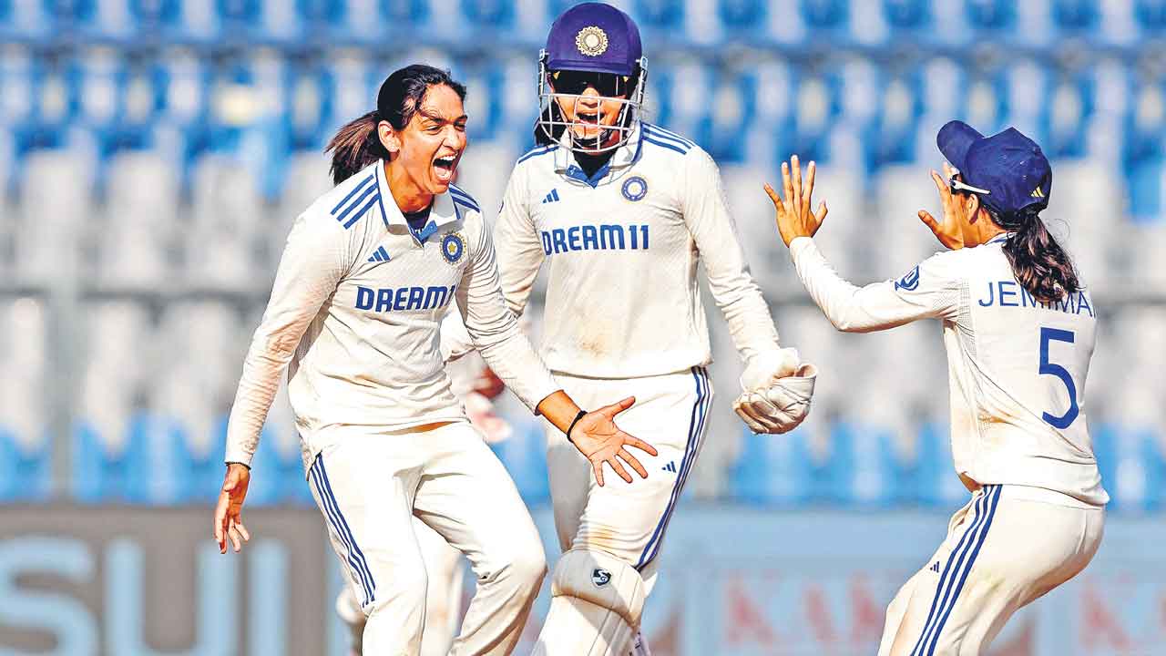 గెలుపు దిశగా!