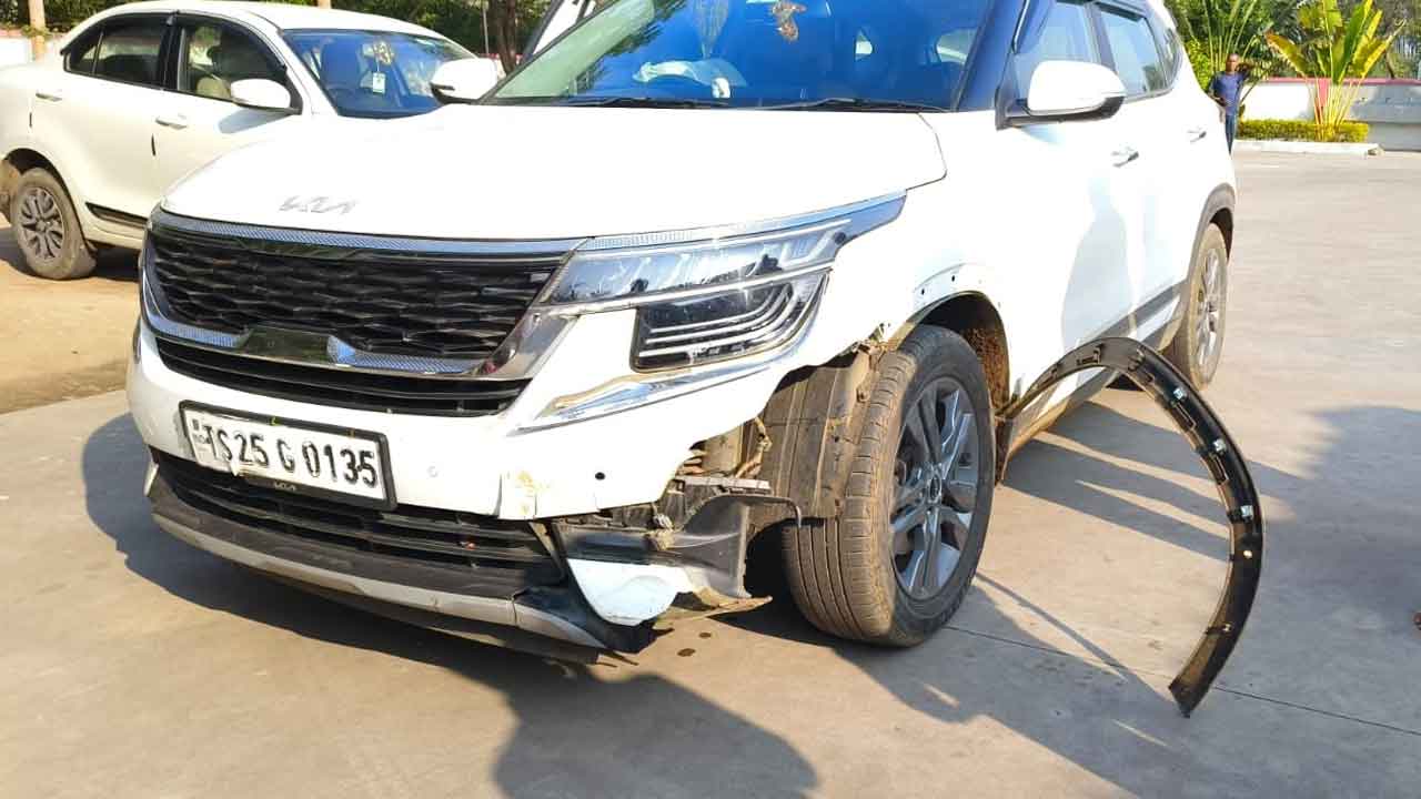 Jayashankar bhupalapalli | బీఆర్‌ఎస్‌ నాయకుడిపై కాంగ్రెస్‌ గుండాల హత్యాయత్నం..కారును ధ్వంసం చేసిన దుండగులు