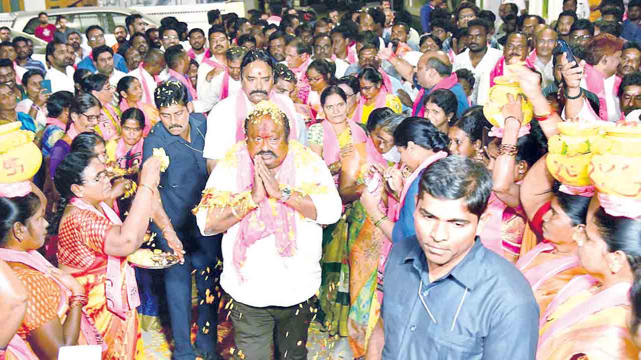 ఓటమెరుగని గంగుల 23 ఏండ్లలో వరుస విజయాలు