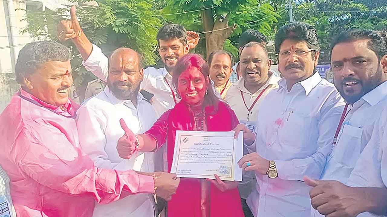 లాస్యనందిత.. తొలివిజయం