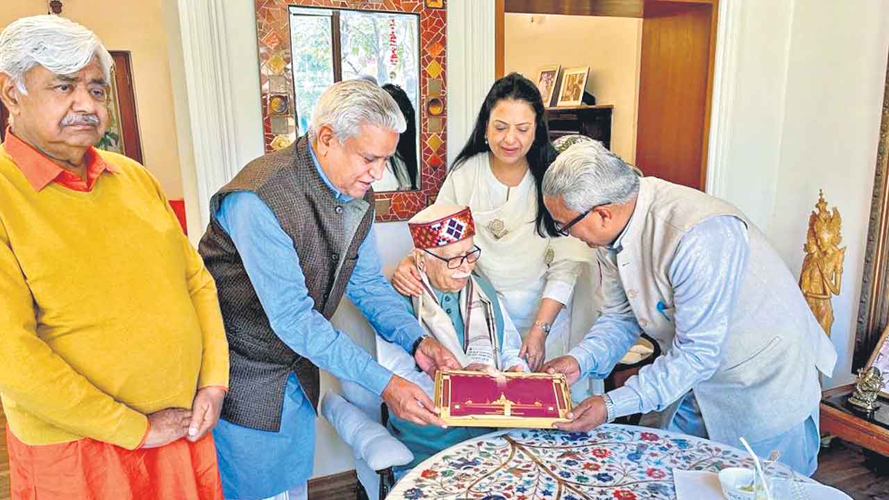 అద్వానీకి స్వా..గతం !