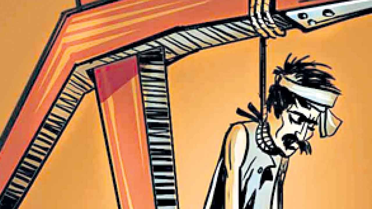 Maharashtra farmers | మహారాష్ట్రలో రైతుల మృత్యుఘోష.. 10 నెలల్లో 2,366 మంది బలవన్మరణం