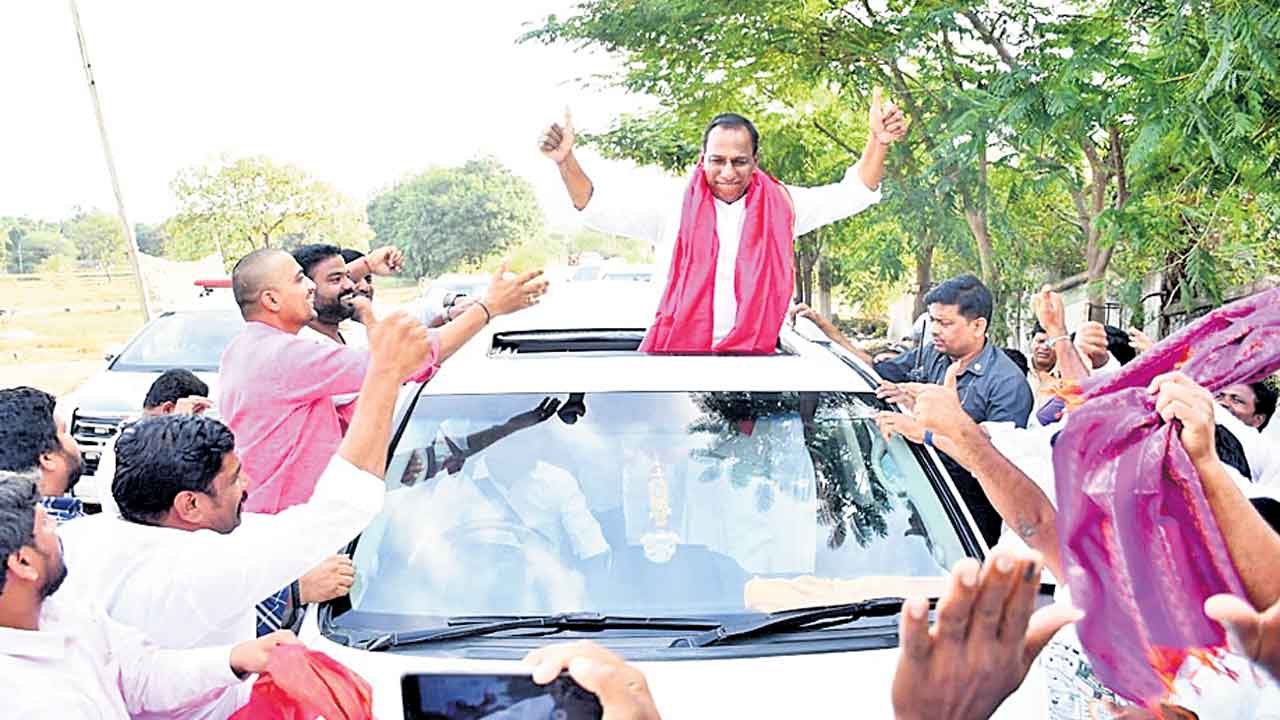 బీఆర్‌ఎస్‌ క్లీన్‌ స్వీప్‌