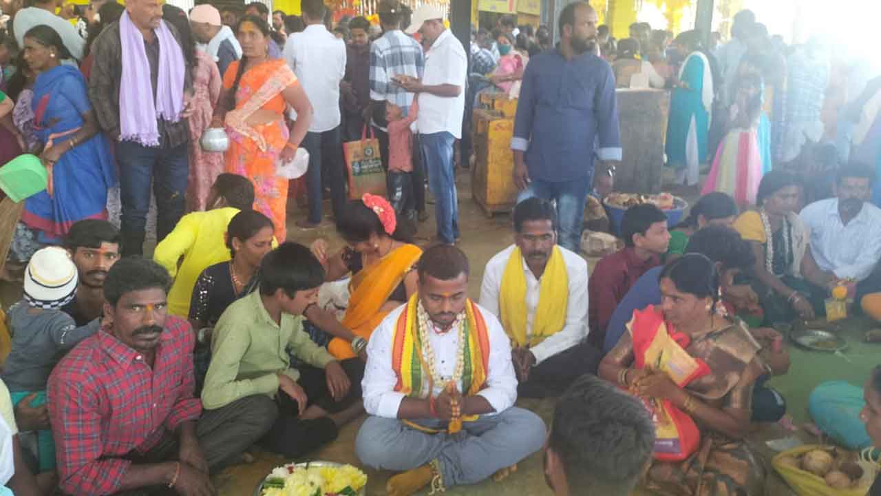 Mallanna temple | మల్లన్న క్షేత్రానికి పోటెత్తిన భక్తులు