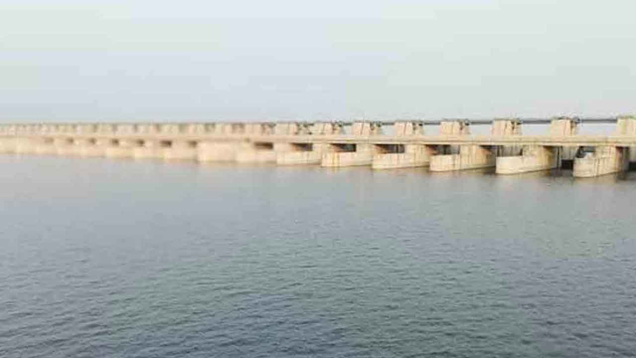 మేడిగడ్డపై తప్పించుకొంటే ఊరుకోం