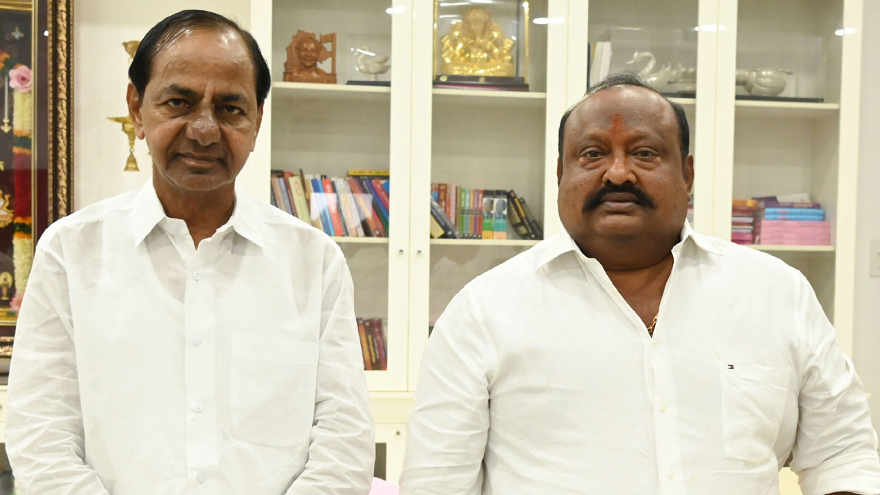 అధినేత కేసీఆర్‌ను కలిసిన బీఆర్‌ఎస్‌ ఎమ్మెల్యేలు