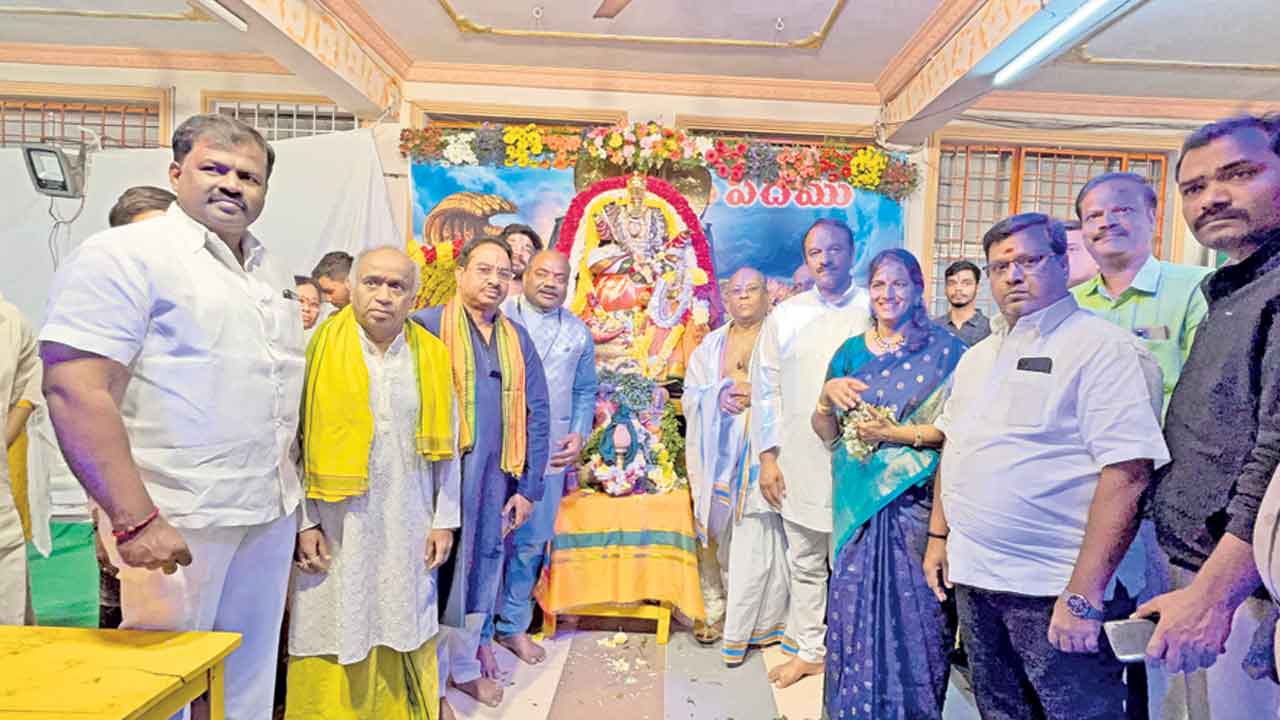 వైభవంగా ముక్కోటి ఏకాదశి పూజలు