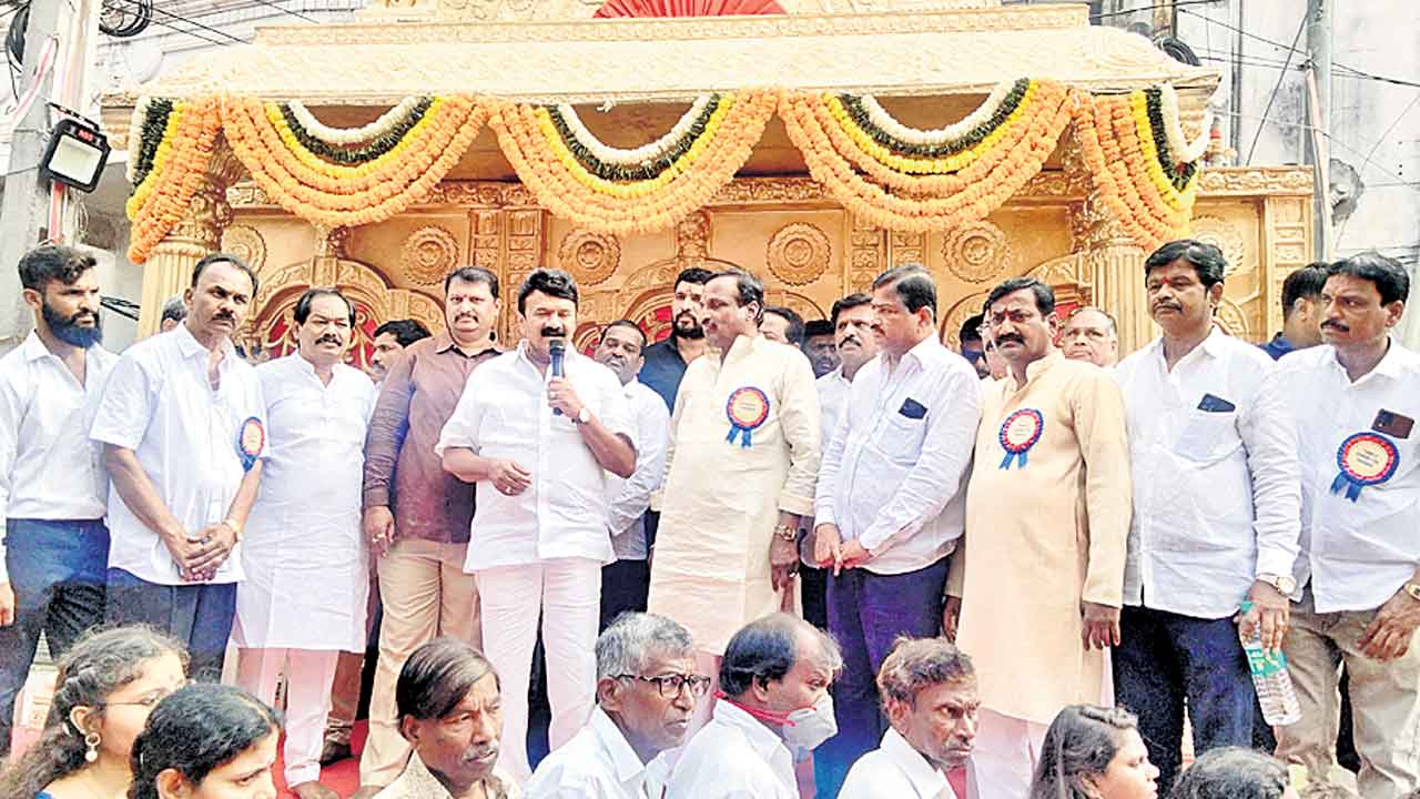 ఘనంగా ముక్కోటి ఏకాదశి పూజలు