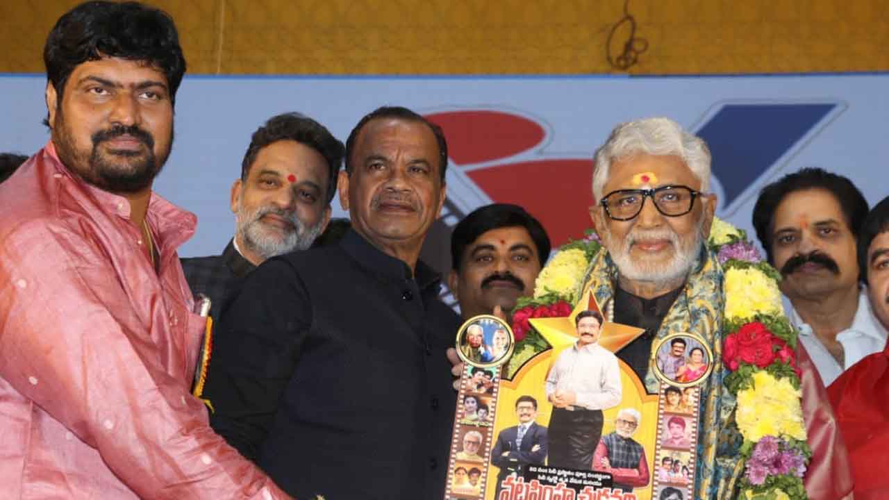 సినీ ఇండస్ట్రీకి అండగా ఉంటాం!