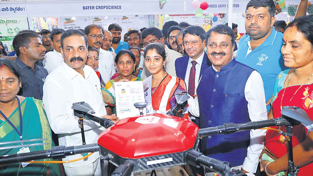 పంట ఉత్పాదకత పెంపునకు ‘నానో డీఏపీ’