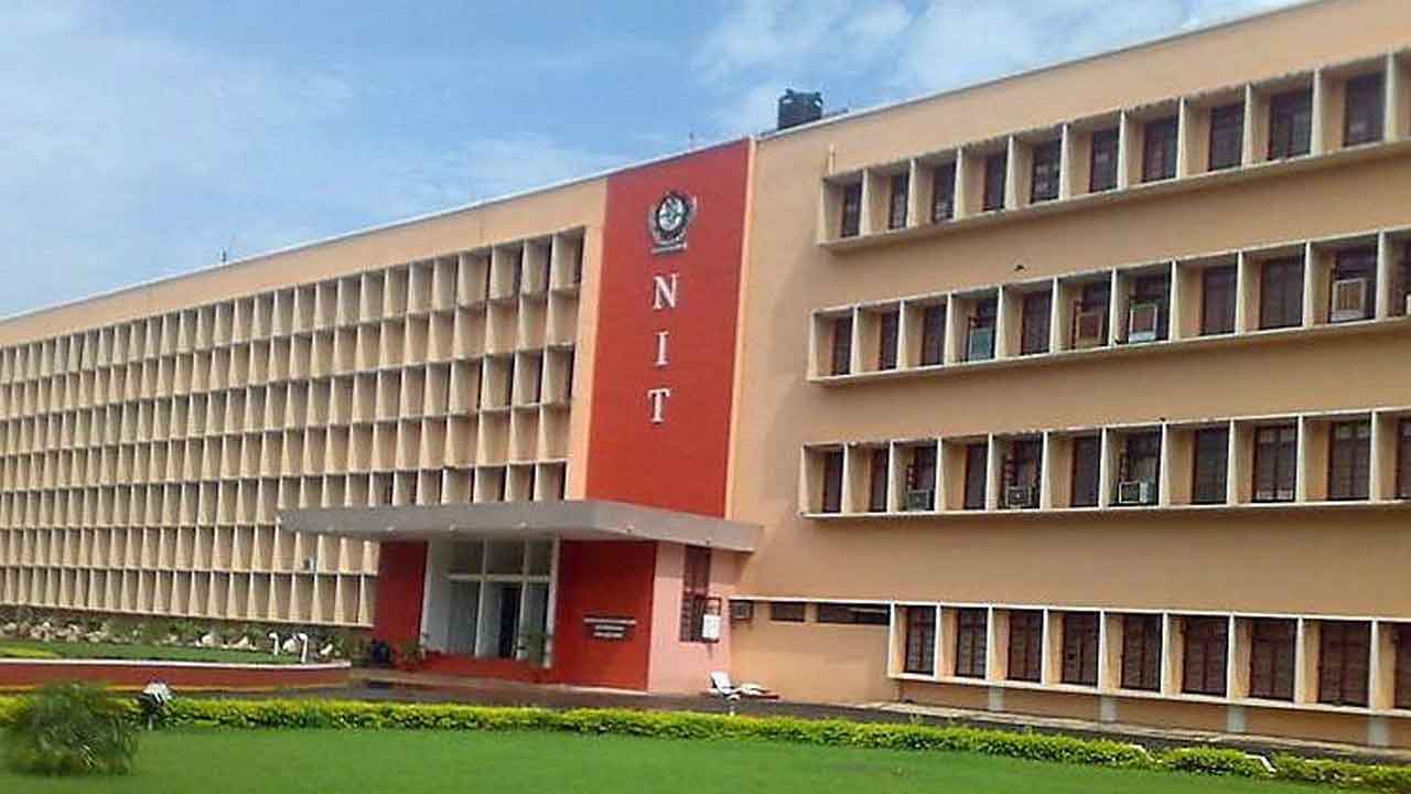 NIT |  ఎన్‌ఐటీలను వేధిస్తున్న అధ్యాపకుల కొరత.. కాంట్రాక్ట్‌ ఫ్యాకల్టీతో నెట్టుకొస్తున్న కీలక డిపార్ట్‌మెంట్లు