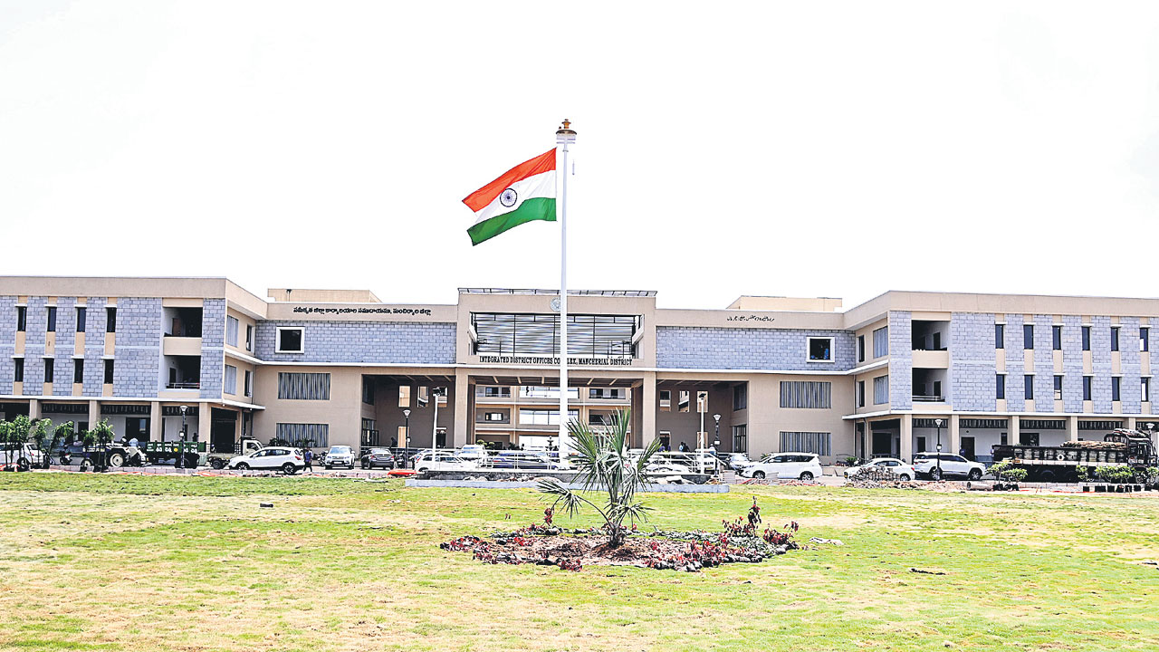 ఔట్‌ సోర్సింగ్‌ మోసమెవరిది?