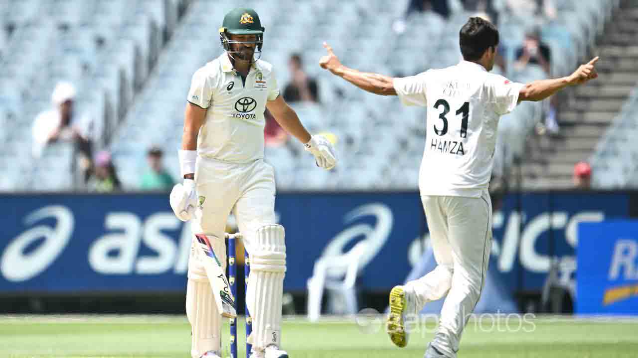 Boxing Day Test | రెండో రోజు పాకిస్థాన్ బౌల‌ర్ల జోరు.. తొలి సెష‌న్‌లో ఆలౌటైన ఆసీస్