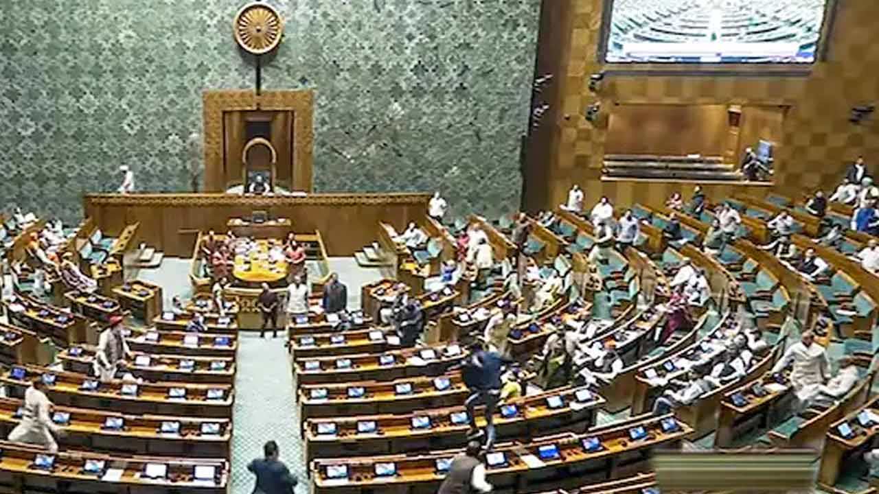 Parliament Security: సీఐఎస్ఎఫ్ చేతుల్లోకి పార్ల‌మెంట్ భ‌ద్ర‌త