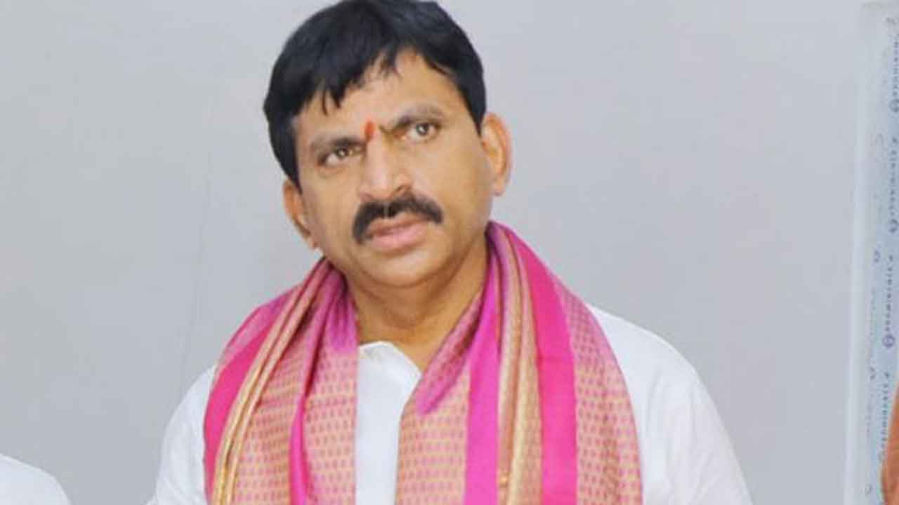 Minister Ponguleti | మంత్రి పొంగులేటికి తృటిలో తప్పిన ప్రమాదం..!