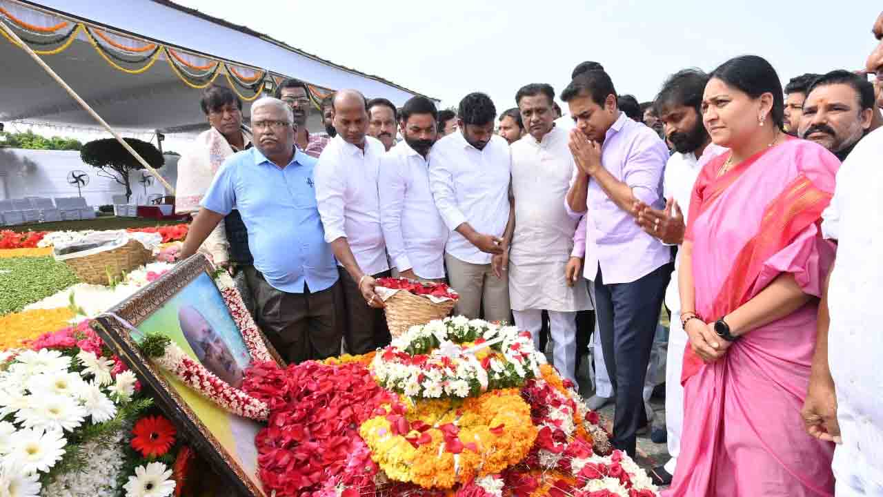 KTR | పీవీకి భార‌త‌ర‌త్న ఇచ్చి గౌర‌వించాలి : కేటీఆర్