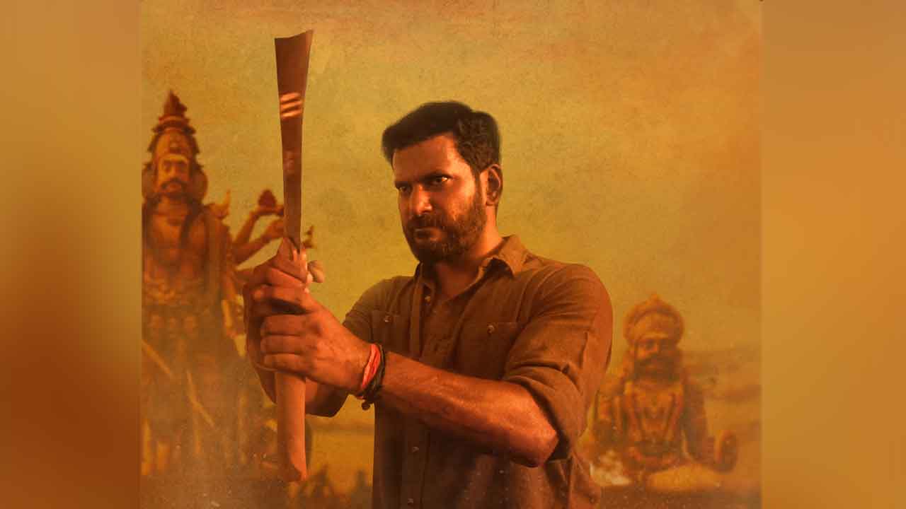 రణరంగమే రక్తపు ఏరుగా..