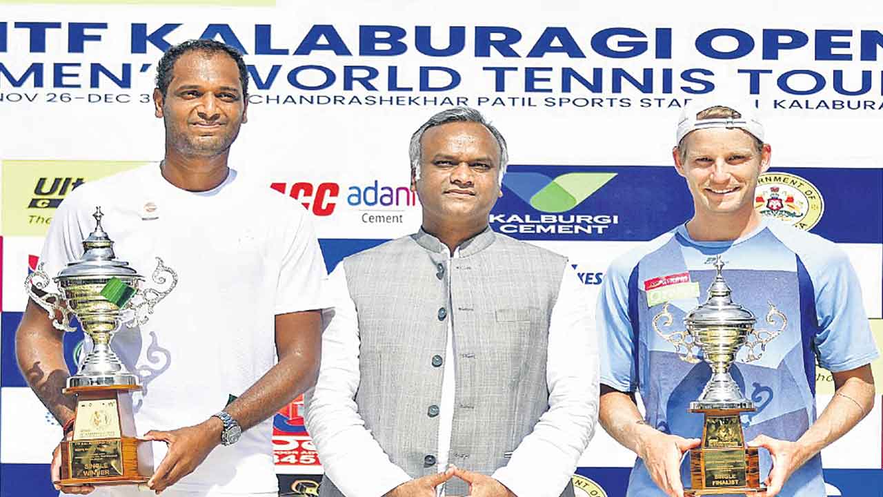 చాంప్‌ రామ్‌కుమార్‌