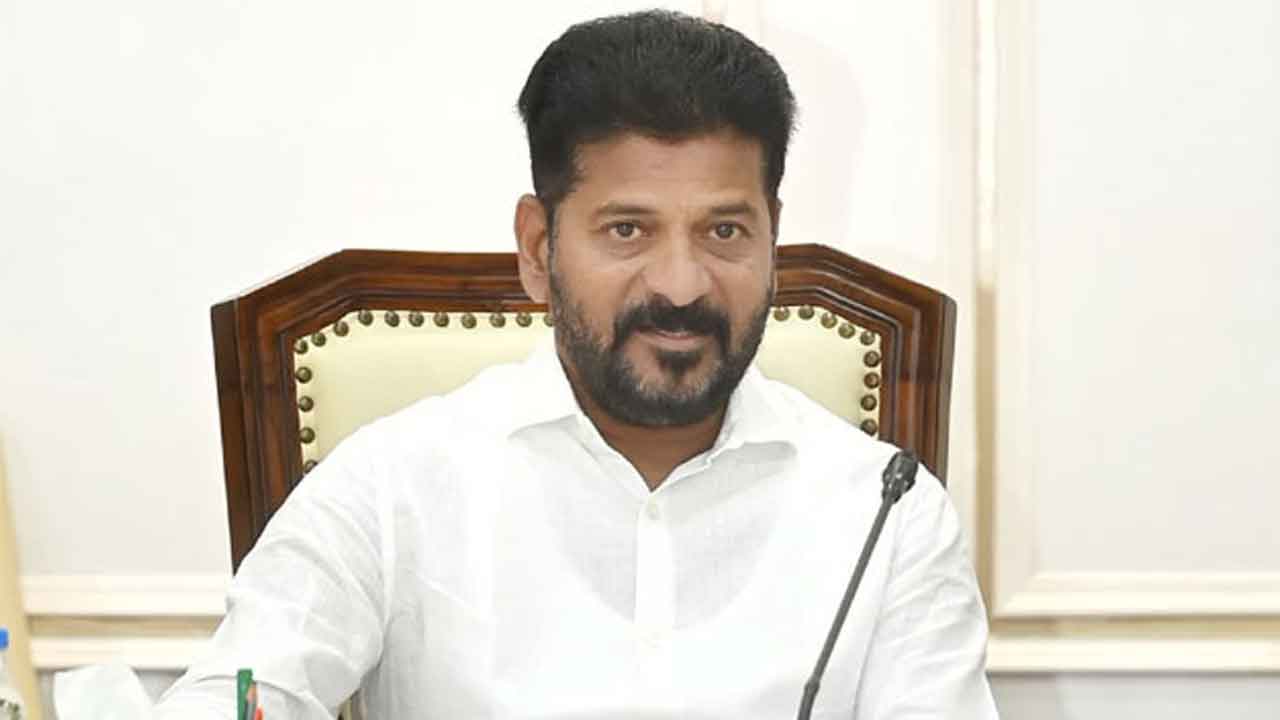 నేడు కలెక్టర్లతో సీఎం భేటీ.. ఆరు గ్యారెంటీల అమలుపై ఆదేశాలు !