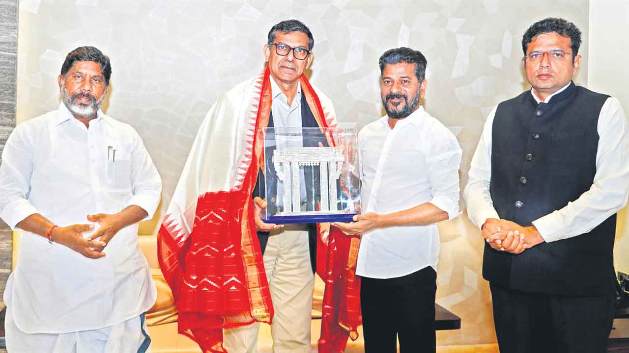 సీఎంతో ఆర్బీఐ మాజీ గవర్నర్‌ భేటీ