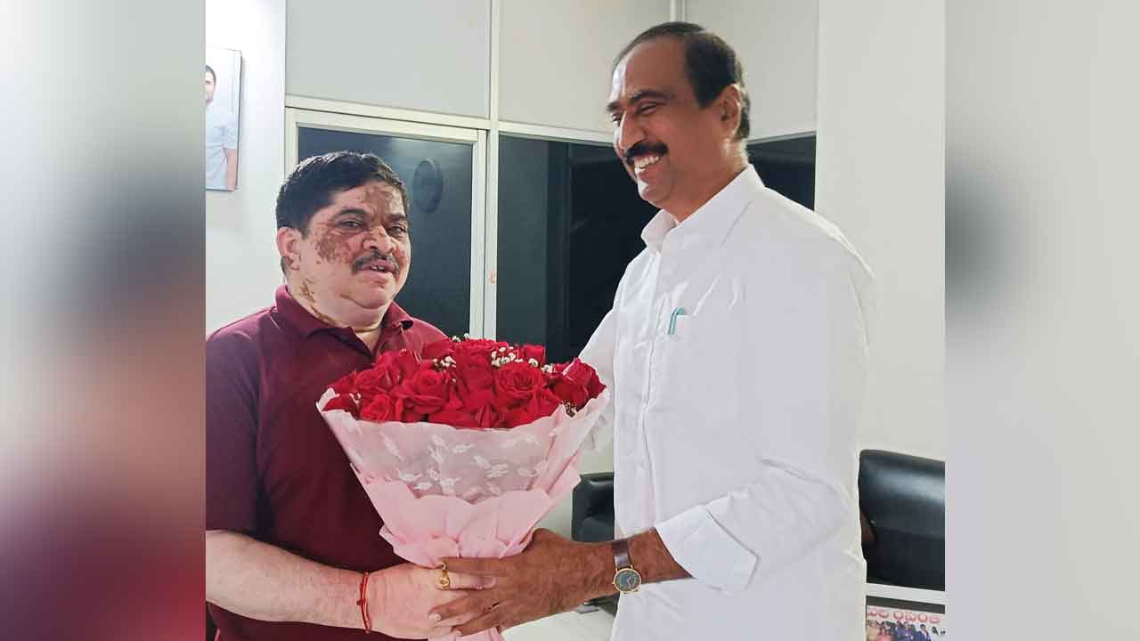 MLA Sanjay Kumar | మంత్రి పొన్నం ప్రభాకర్‌కు శుభాకాంక్షలు తెలిపిన ఎమ్మెల్యే డా.సంజయ్‌ కుమార్‌