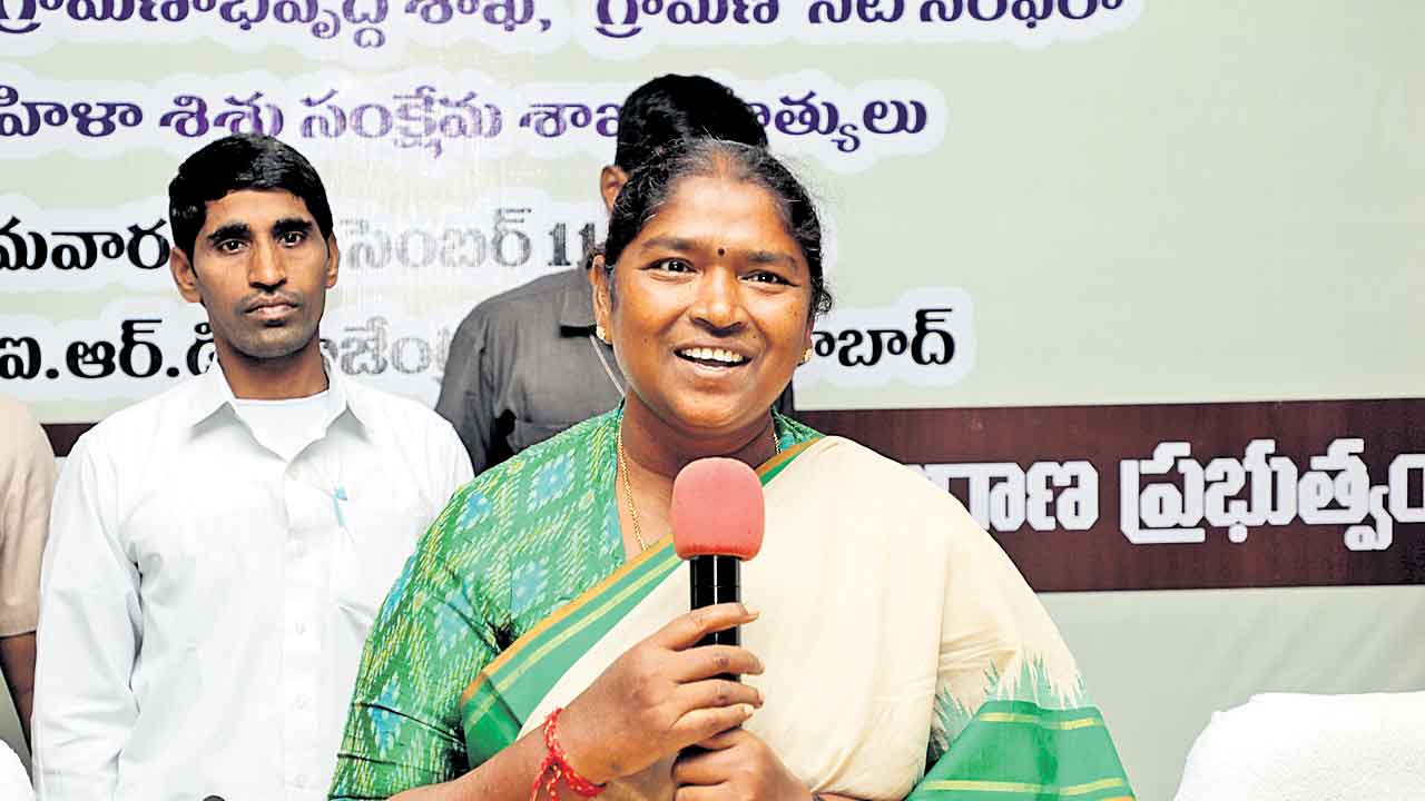 ‘ఉపాధి హామీ’తో ఫాంపాండ్స్‌, ఫిష్‌పాండ్స్‌