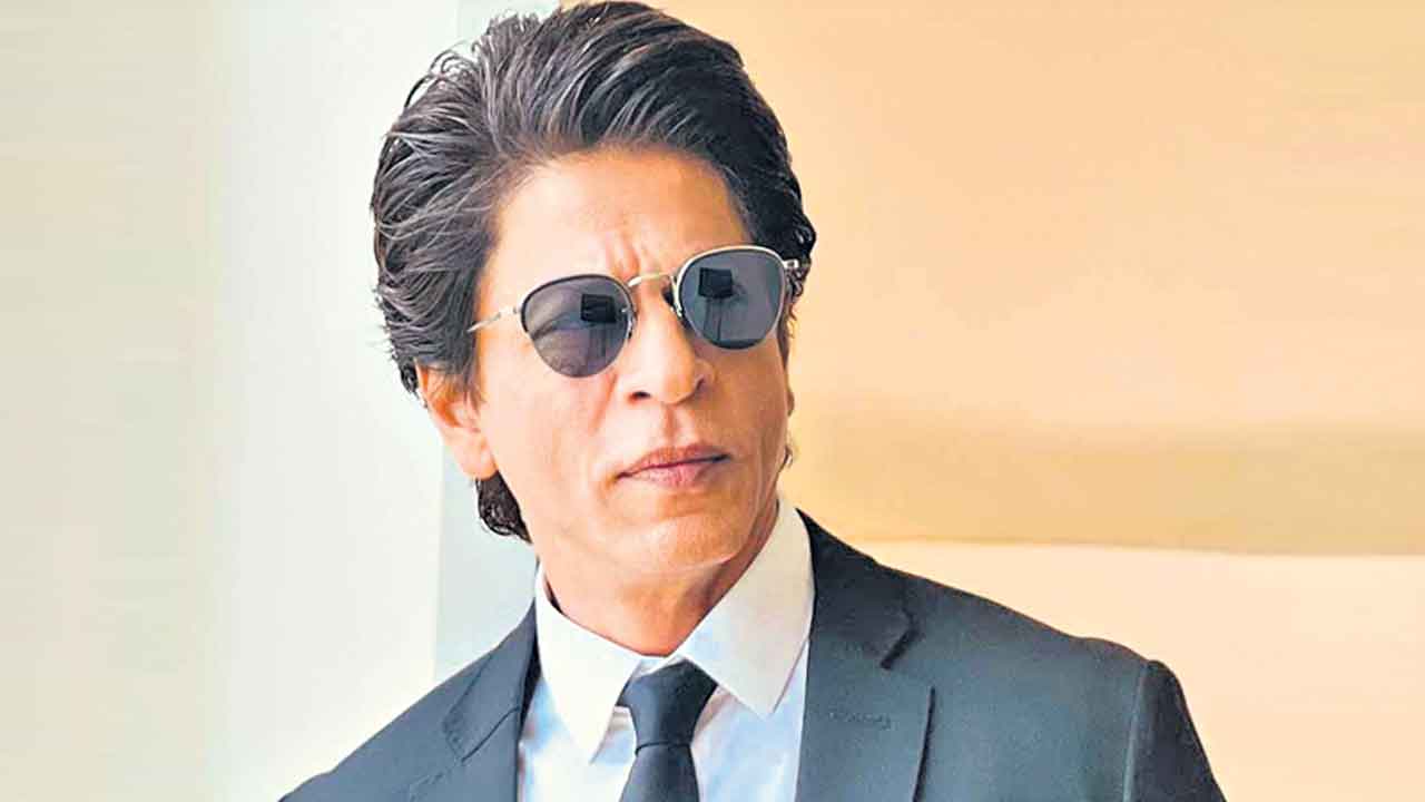 షారుక్‌ హ్యాట్రిక్‌ విక్టరీ