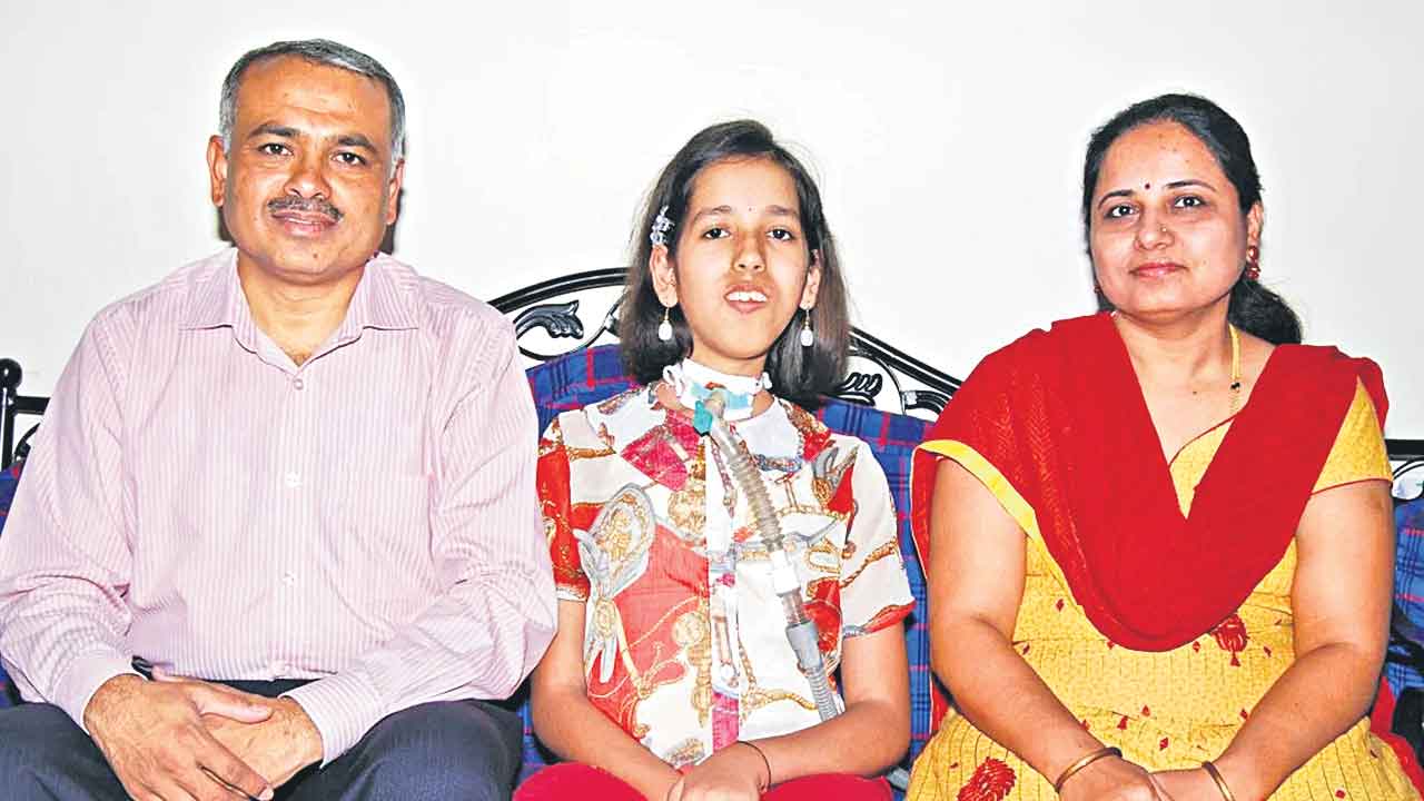 ఓ అమ్మ.. అరుదైన పోరాటం