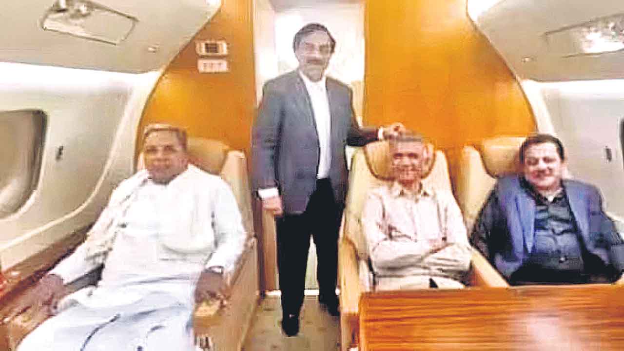 సిద్ధరామయ్య విలాసాలు!