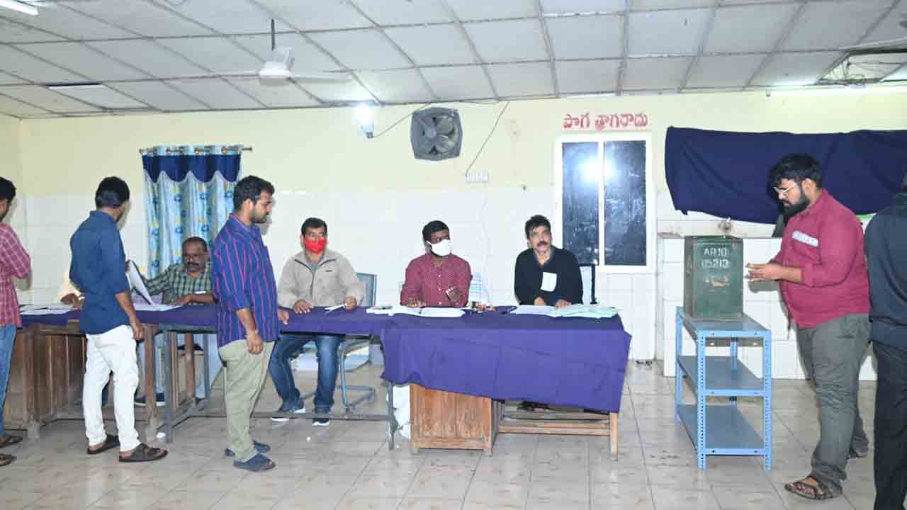 Singareni | సింగ‌రేణి ఎన్నిక‌లు.. మ‌.12 గంట‌ల వ‌ర‌కు 23,623 ఓట్లు పోలింగ్