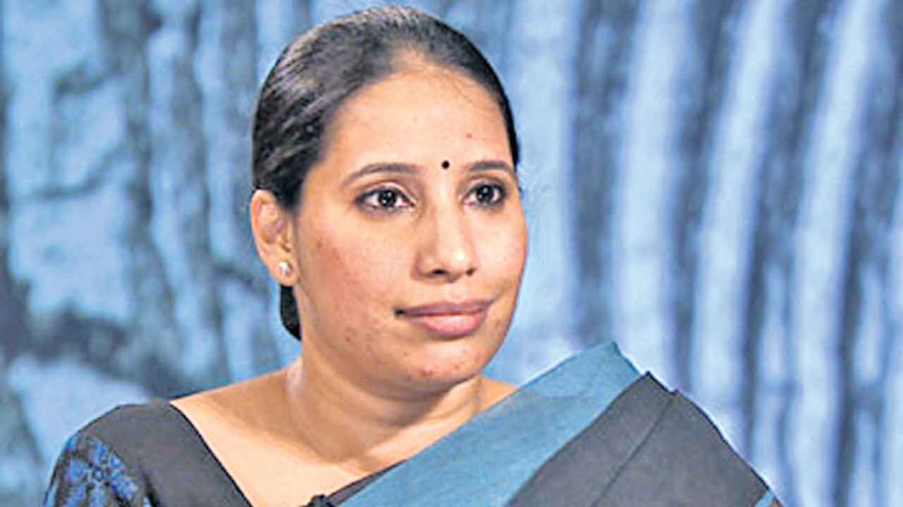 బేర్‌ఫుట్‌ సీఈవో