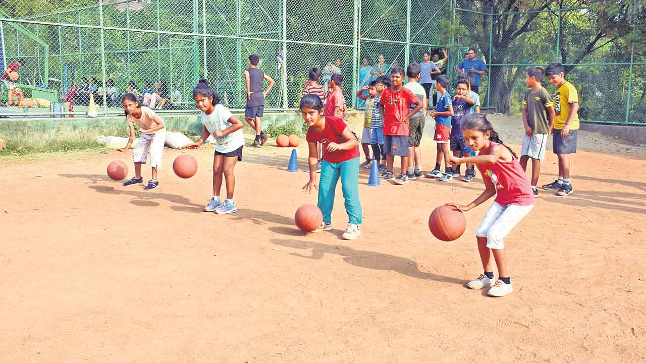 చలో.. ఖేలో..