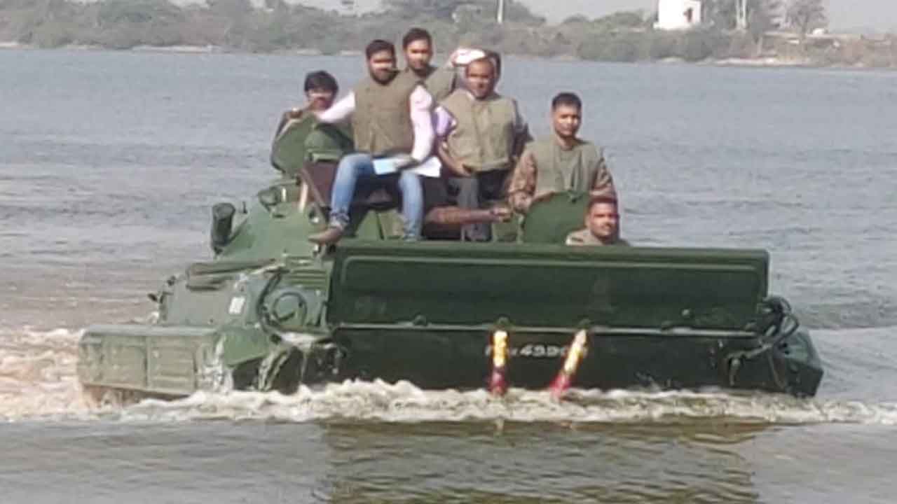 Battle tankers | సంగారెడ్డి జిల్లాలో యుద్ధ ట్యాంకర్ల ట్రయల్‌ రన్‌ సక్సెస్‌