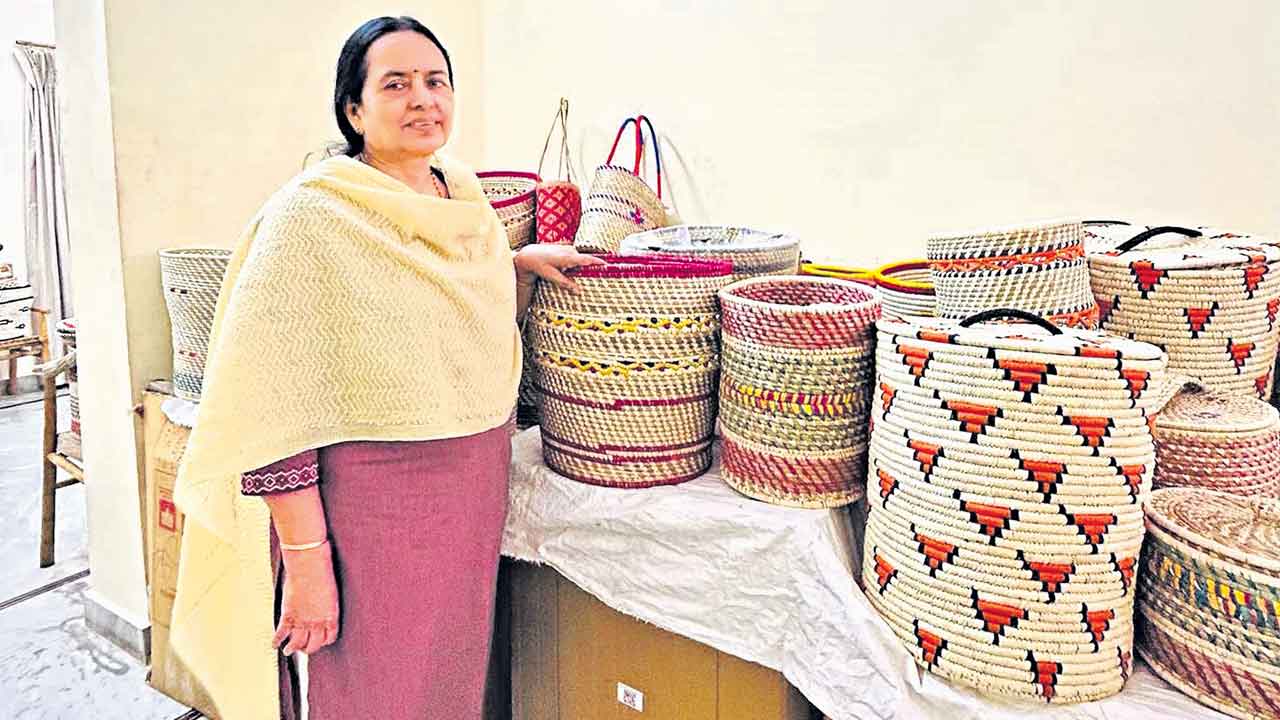 అందరి అమ్మ!.. అమ్మలగన్న అమ్మ. చాలా పెద్దమ్మ