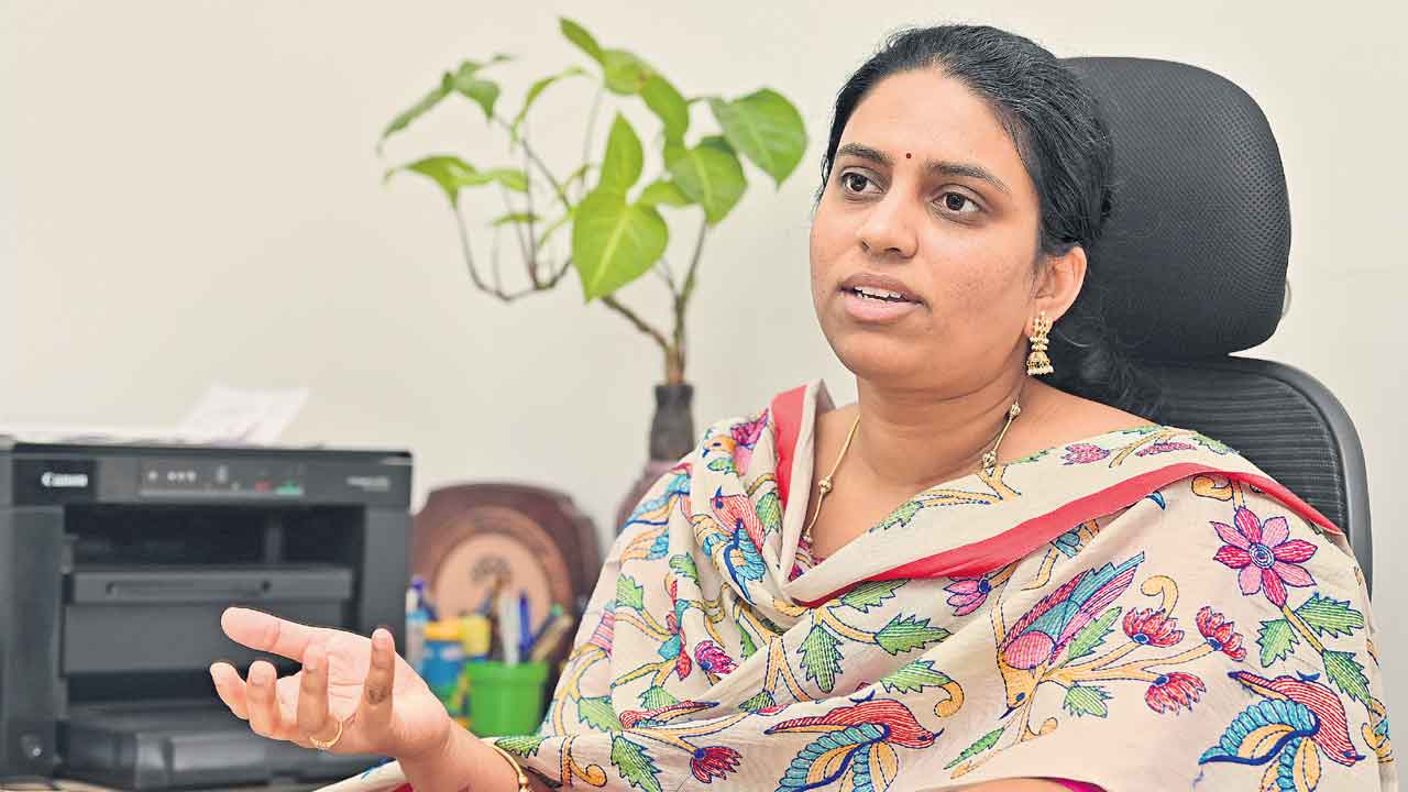 మేస్త్రీమణి!