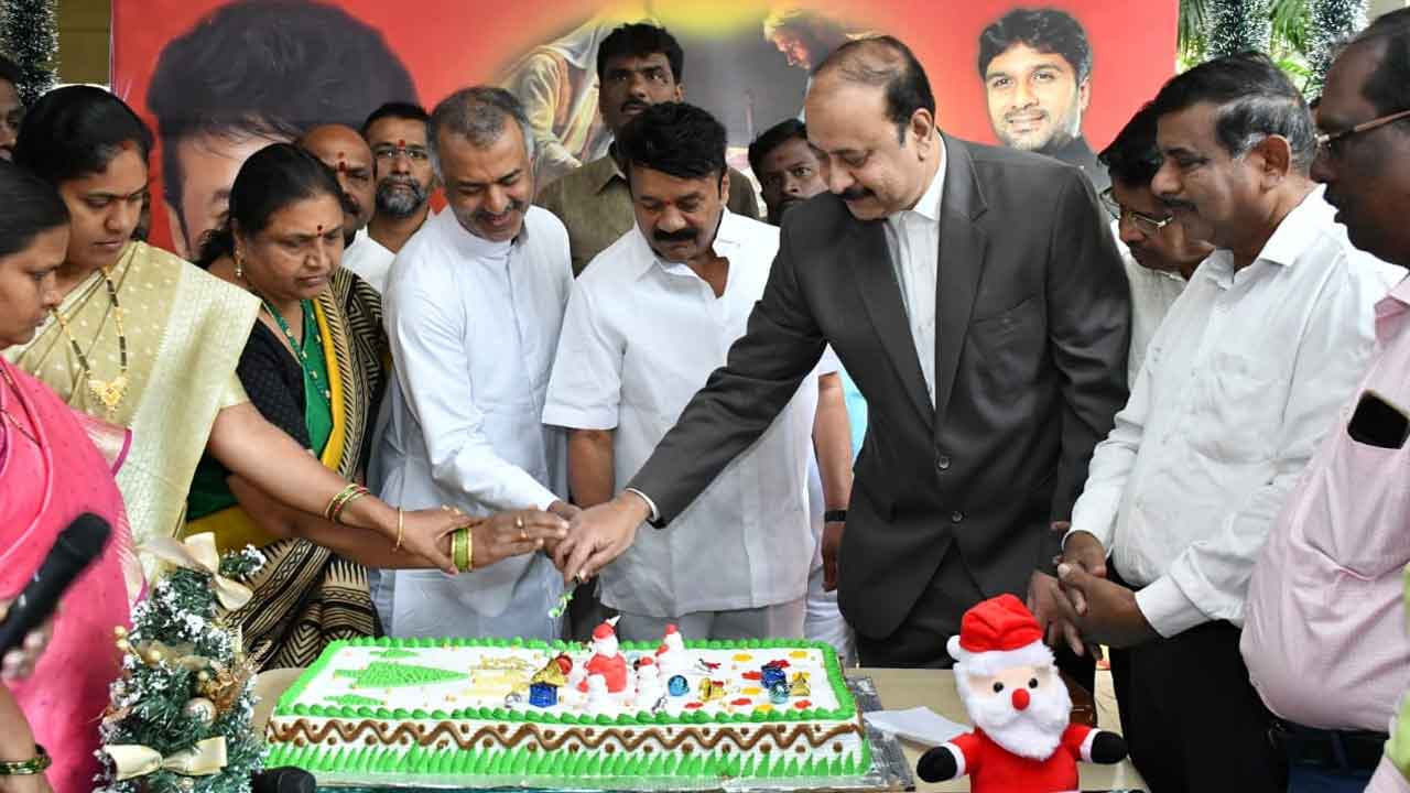 MLA Talasani | ఏసుక్రీస్తు మార్గం అనుసరణీయం : ఎమ్మెల్యే తలసాని