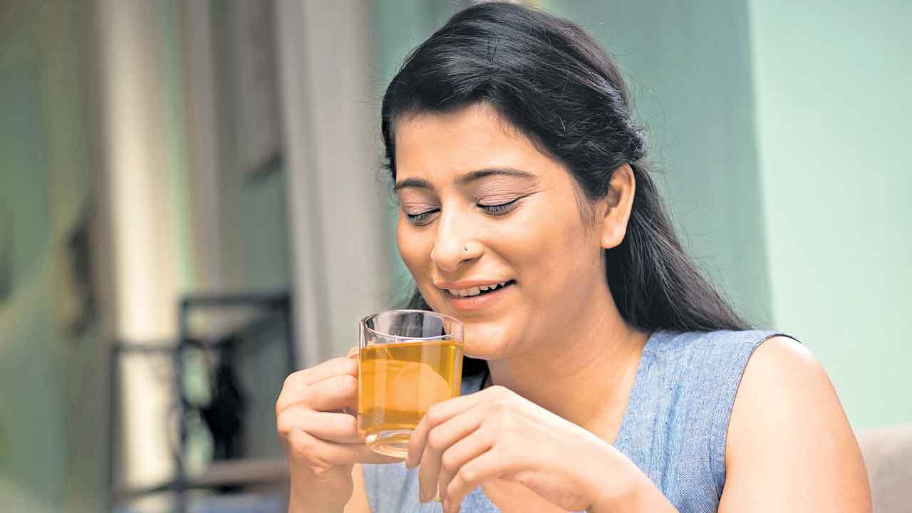 Allam Tea | చాయ్‌లో అనేక రకాలు.. వాటిలో అల్లంచాయ్‌కి ఉన్న ఆదరణే వేరు..!