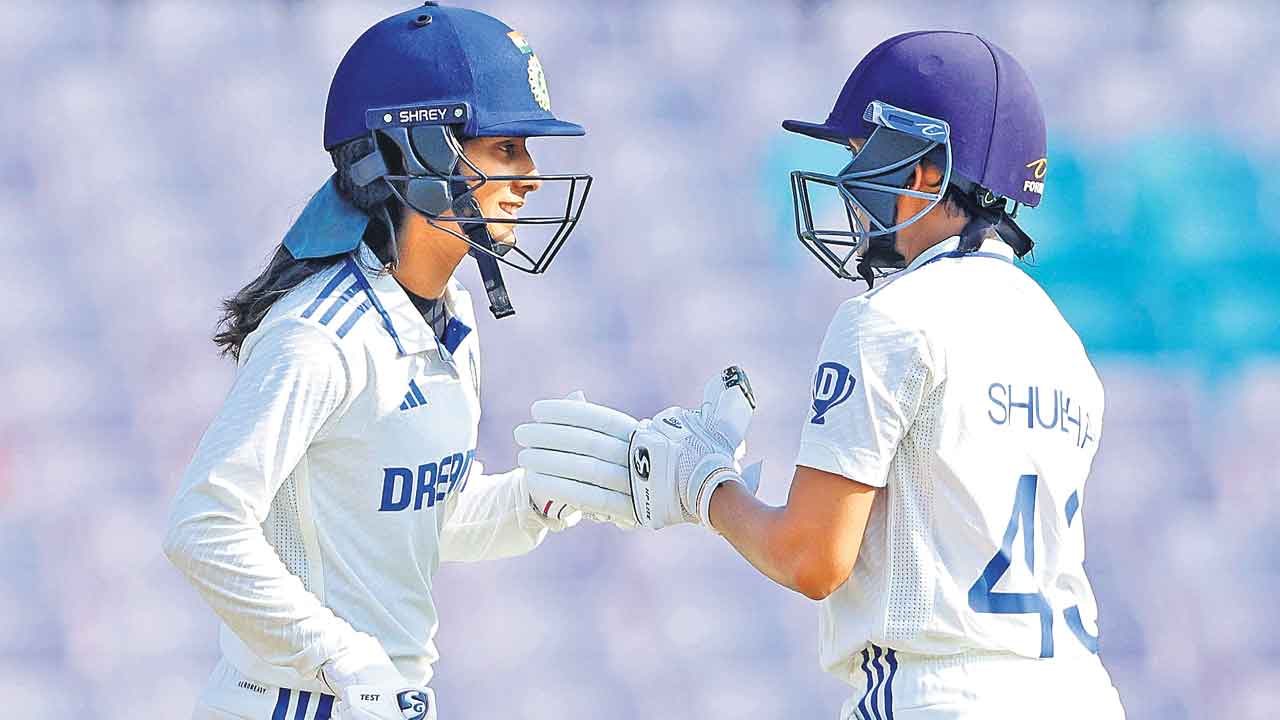 అమ్మాయిలు అదుర్స్‌