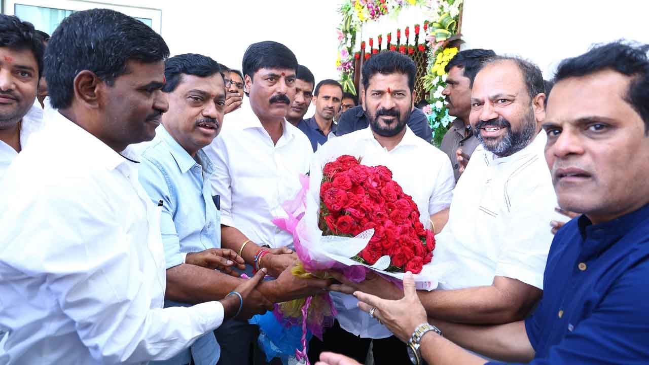 TNGOs | ముఖ్యమంత్రి రేవంత్ రెడ్డికి అభినందనలు తెలిపిన టీఎన్జీవోలు