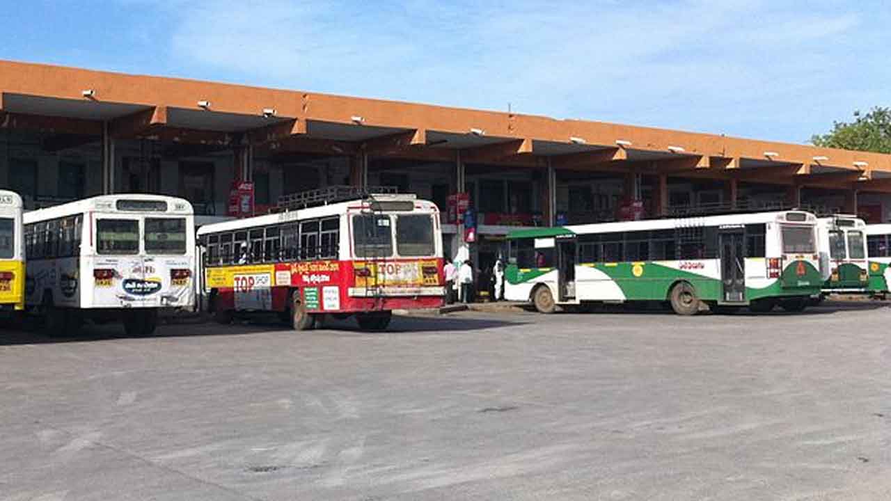 TSRTC Recruitment | డిగ్రీ అర్హ‌త‌తో.. టీఎస్‌ఆర్‌టీసీలో ఉద్యోగాలు