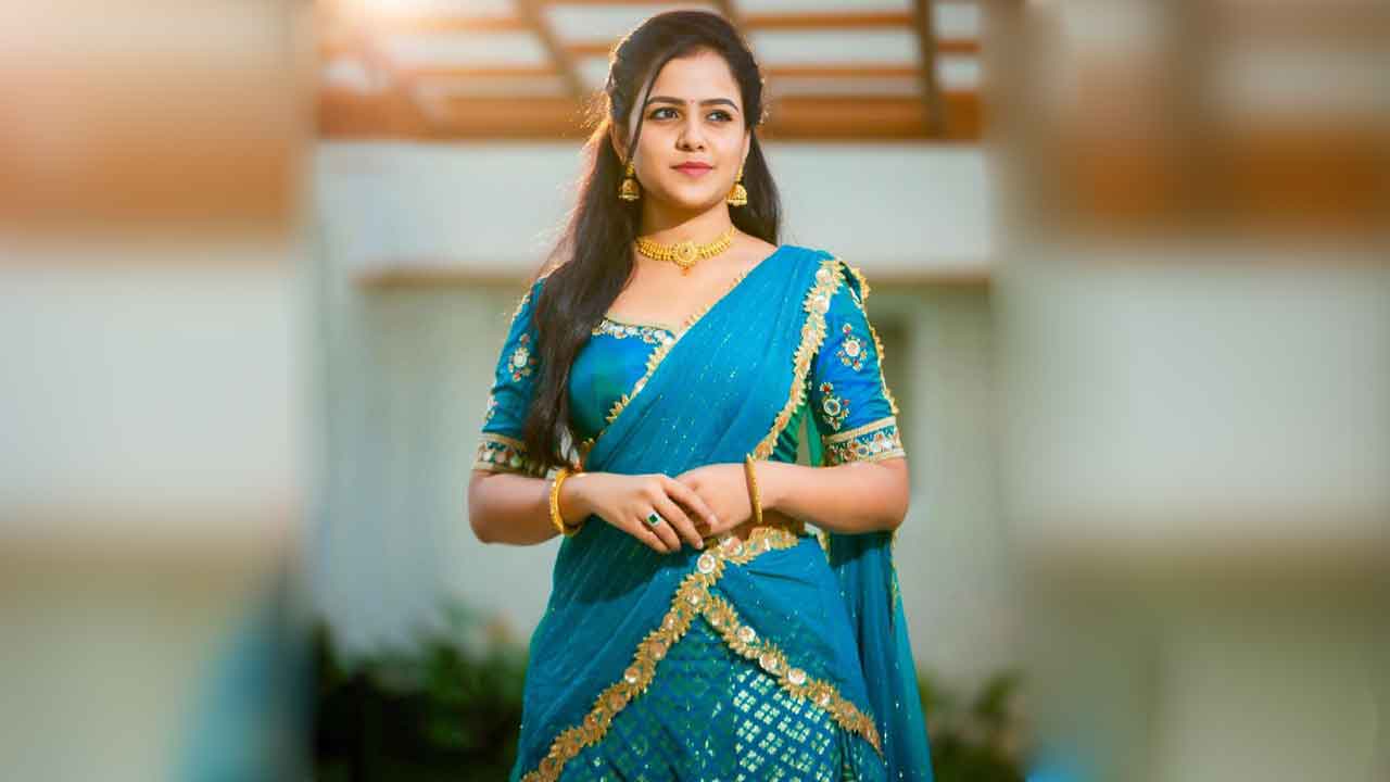 వినూత్న ప్రేమకథా చిత్రంలో..