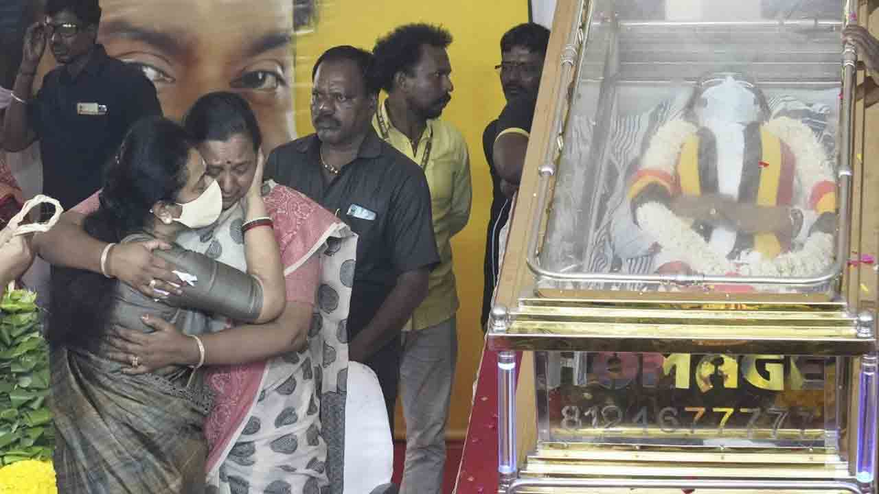 Vijayakanth | ముగిసిన విజ‌య్‌కాంత్ అంత్యక్రియలు