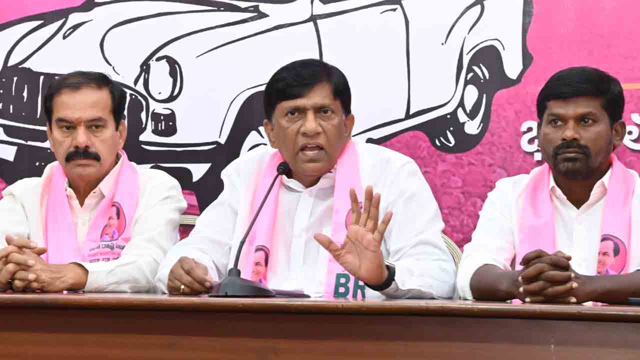 మంచిని మెచ్చుకుంటాం..తప్పును ఎత్తిచూపుతాం