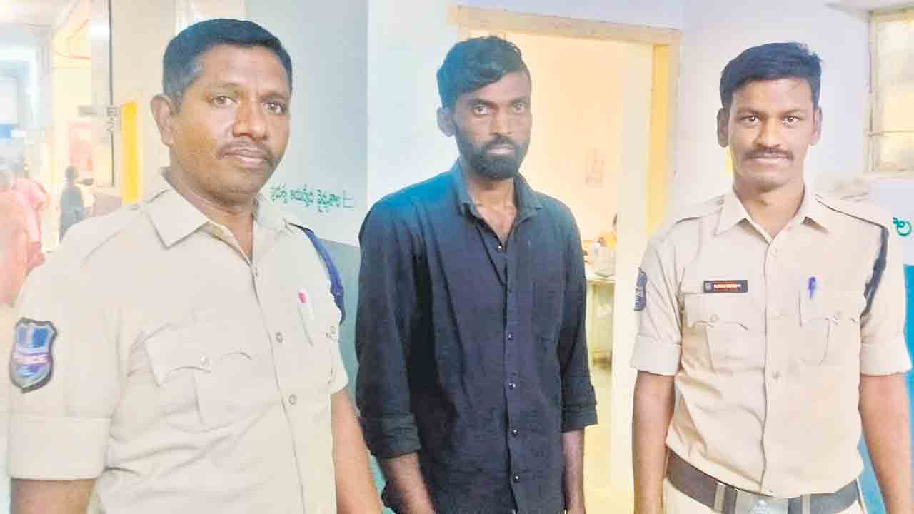 బ్యాంకులో చోరీకి విఫలయత్నం