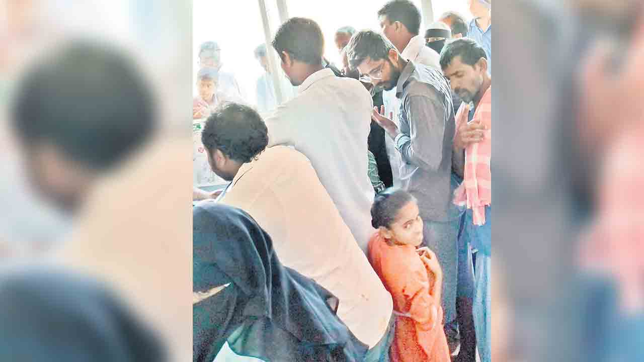 సదరం స్లాట్లు.. దివ్యాంగుల పాట్లు