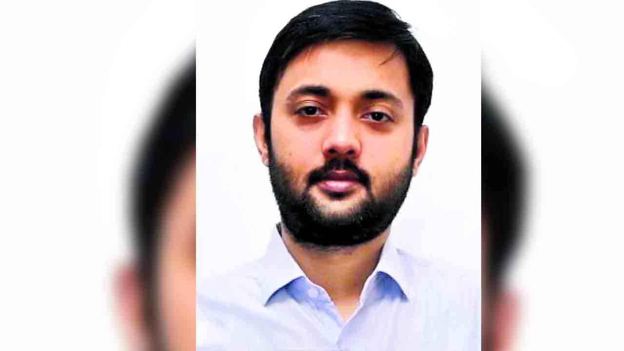 మానుకోట కలెక్టర్‌గా అద్వైత్‌కుమార్‌ సింగ్‌