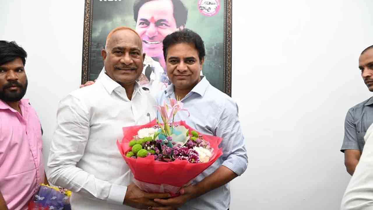 కేటీఆర్ను కలిసిన వైరా మాజీ ఎమ్మెల్యే